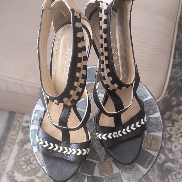 Aldo Black and Tan Heeled Sandals - Picture 2 of 4